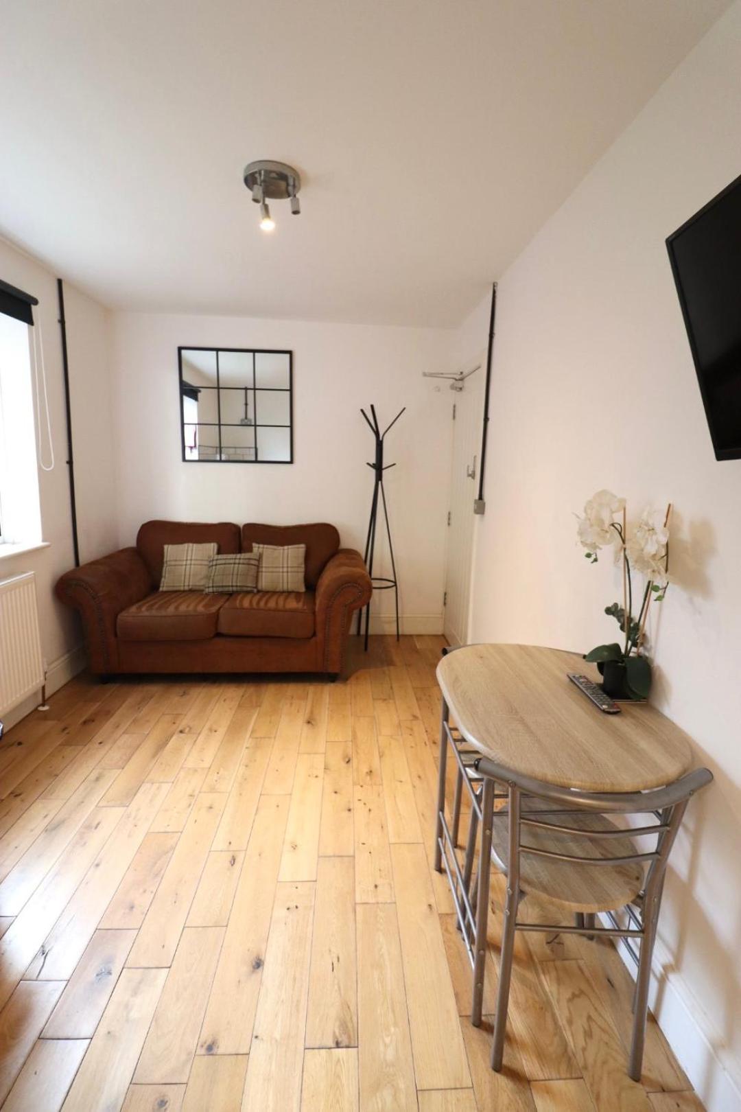 Апартаменты Flat 4, 10 St John'S Борнмут Экстерьер фото